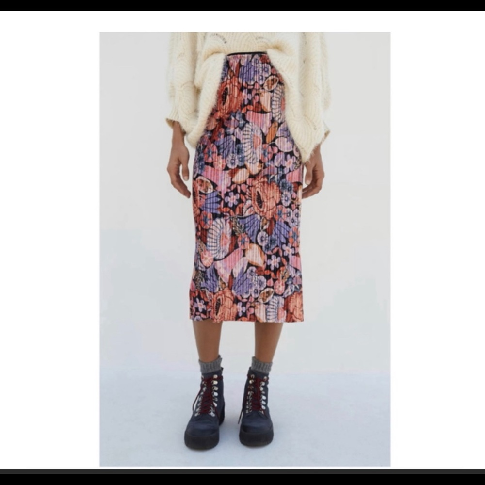 Maeve by Anthropologie floral velvet skirt